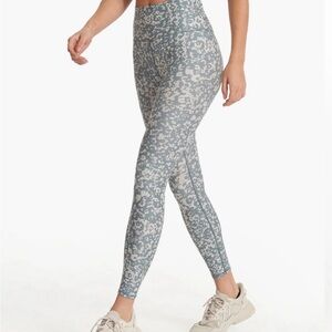 Vuori Clean Elevation Leggings